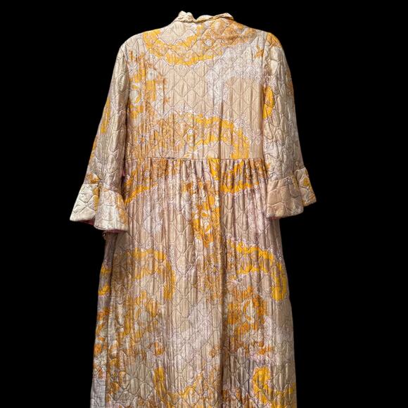 Vintage 1960s Quilted Hostess Gown Pink Sash Lounge Robe Psychedelic Print - Picture 8 of 16